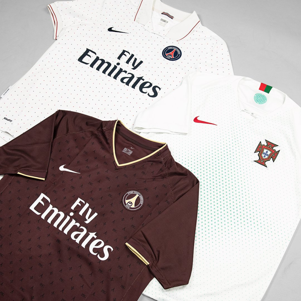 Discovering the Iconic psg 2006/07 away kit: An Online Shopper's